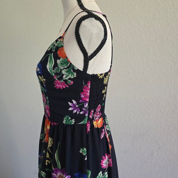 Express Women's Maxi Dreass Black Floral Strapy NWT Chiffon Resort Vacation Sz S - Picture 3 of 10